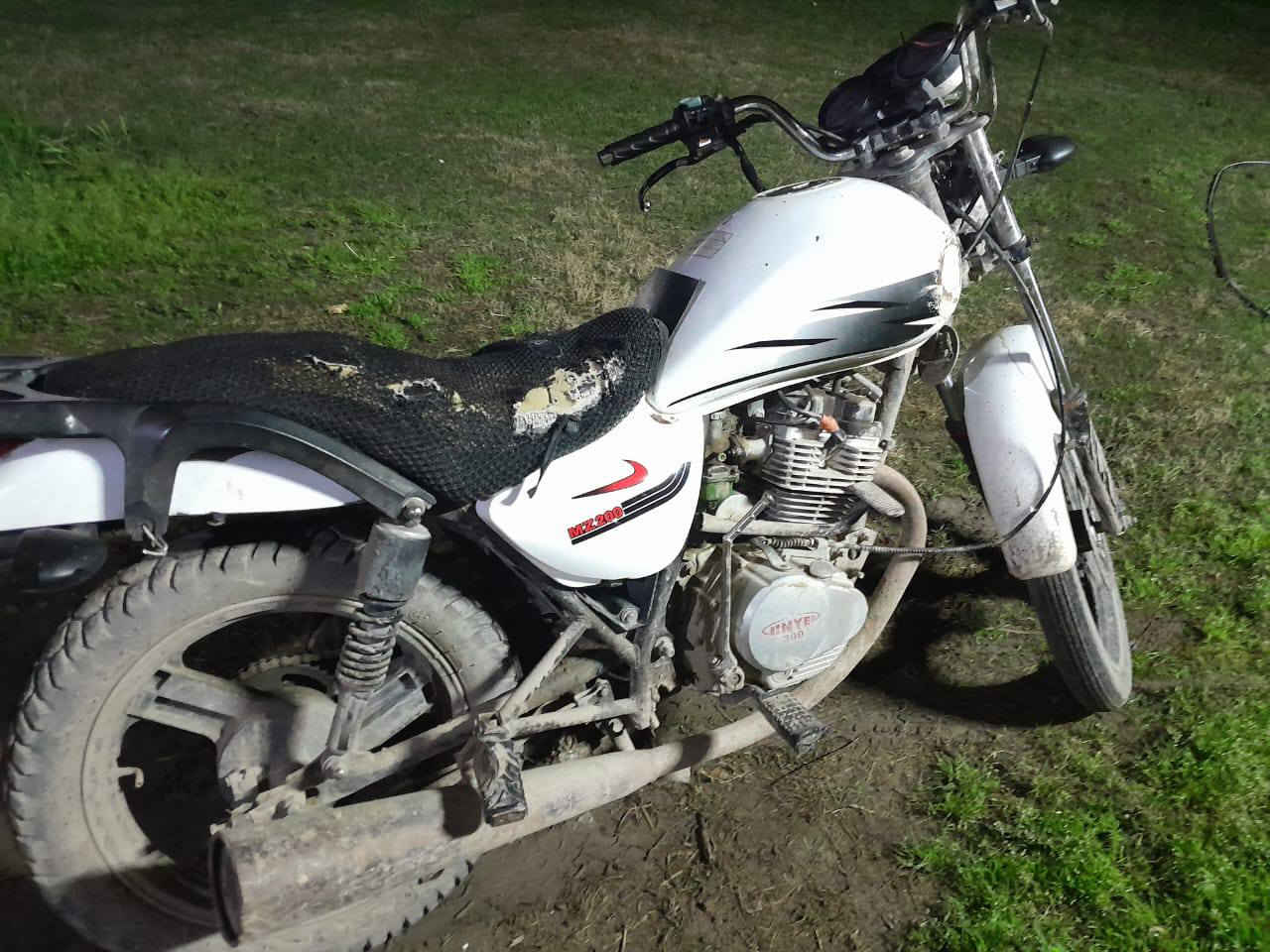 مطور ارنوب موديل 2014نضيف اوراق كامله منفيس محرك 200 كهربائيات كلها شغال السعر 600 وبي مجال العنوان ناحيه الاسحاقي الاستفسار ***********
