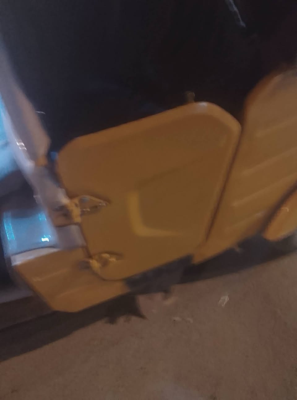 السلام عليكم بيبان نضيفه 50الف ***********
