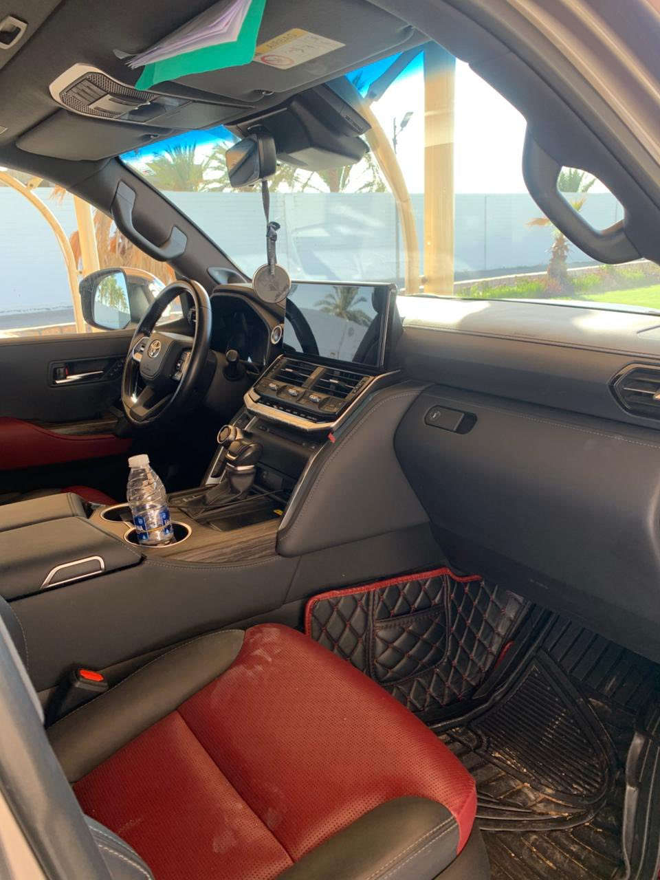 لاند كروز  VX.Rموديل 2023 مكفولة لون مميز 
للاستفسار ***********
