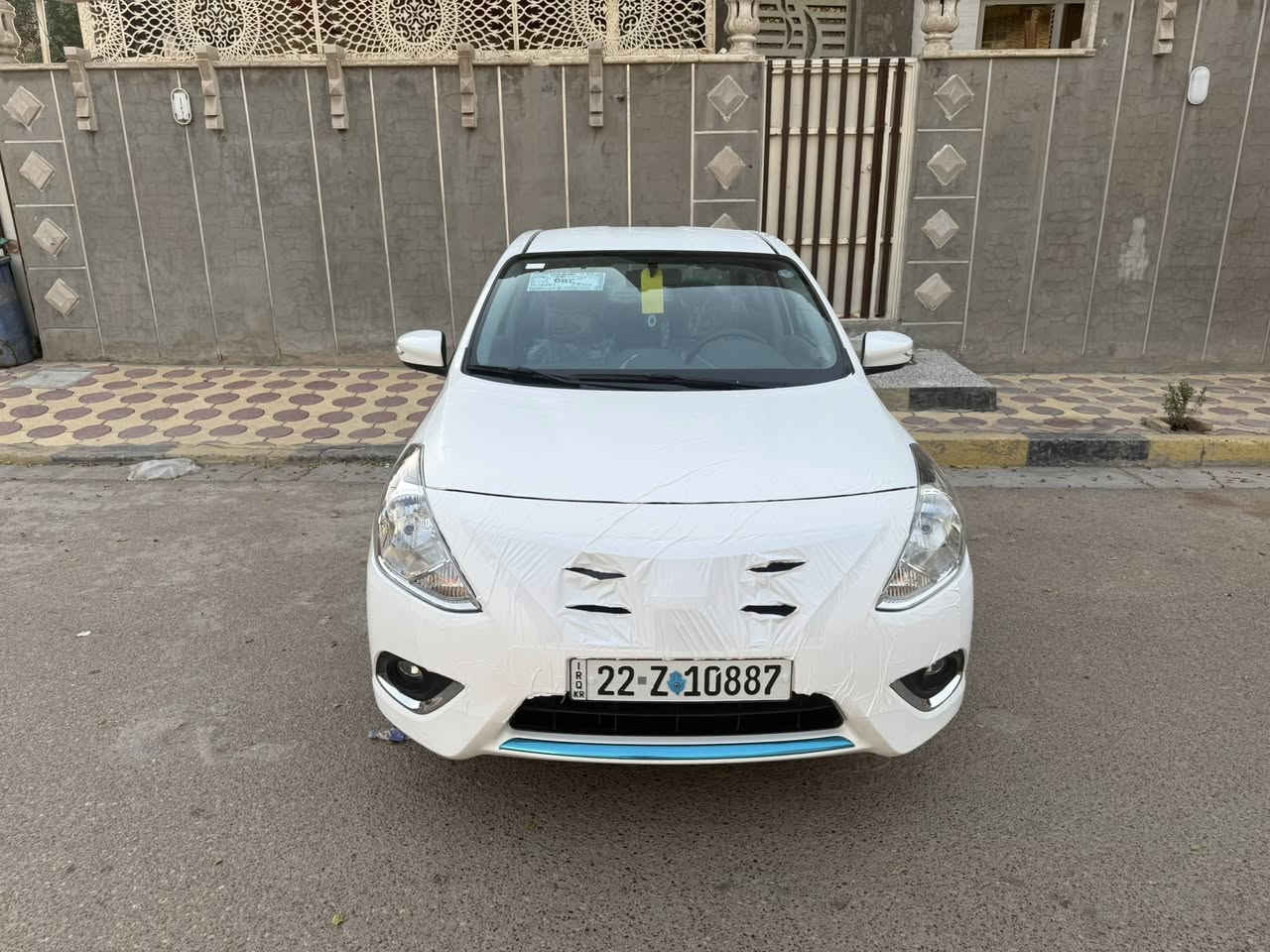 السلام عليكم نيسان سني موديل 2025 وضع الزيرووو ماشيه6KMالاف 
فول مواصفات 
4 جام كهرباء - قطعتين تبريد - حساسات - كشافات
تحكمات جهتين - يدات نيكل - اشاره بالمري - شاشة
كامرة - داخل بيجي - سيارة وضع الزيرووو 

السعر / 119$ ورقة  وكالة او تحويل باسمي وتحويل مباشر

العنوان بغداد ***********
