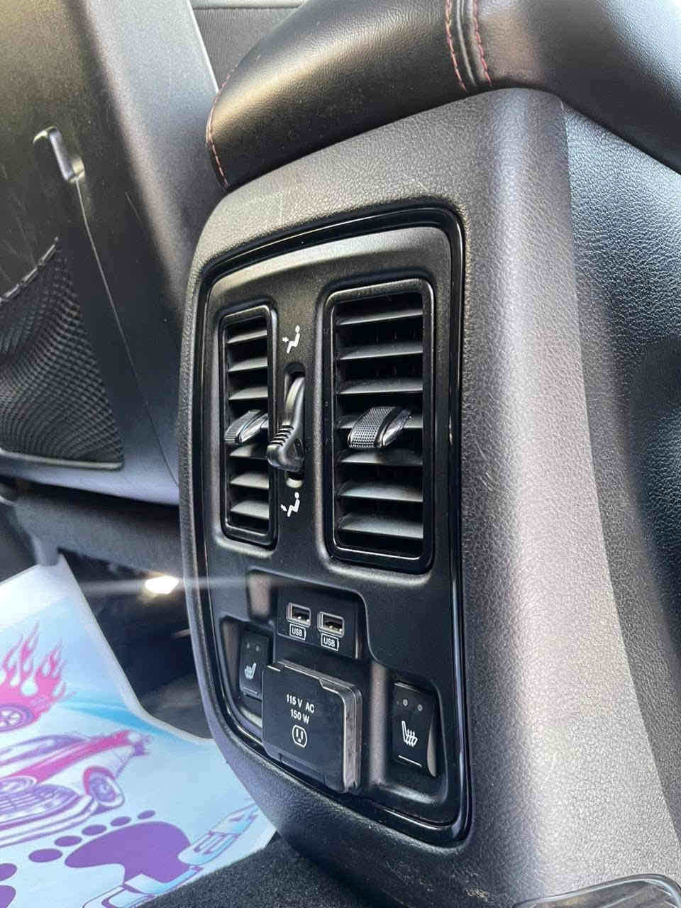 السلام عليكم…🤚🏻
            ..للبيع دورنكو 2021..

       🛑5700 RTبلاس فول

   …ماشيه 45… 

موصفات✅ 
فتحه 
شاشه جبيره 
تدفئه مقاعد 
ثلاث قطع تبريد  
كشنات كهربااء 
اشاير مري 
لد ضبابي 
لد نهاري 
كشافات ضباب 
فول تحكم ستيررن
سبعه راكب 
فول تحكم شاشه 
تدفئه تبريد بلسترين 
فول انظمه قياده 
السياره بيه بعد هوايه موصفات ومعروفه فئه ال RTبلاس … 
      ملاحظه ✅ 
السياره كلين تايتل بيه شخط بل بنيد علكد أصبع ومكحل كاارت وبيه شخط وبيه هم بجنطه نفس الحجم…  السياره رقمه أربيل بسمي تحويل وكاله حاضر 

مكاني بغداد جديده 
 
***********
