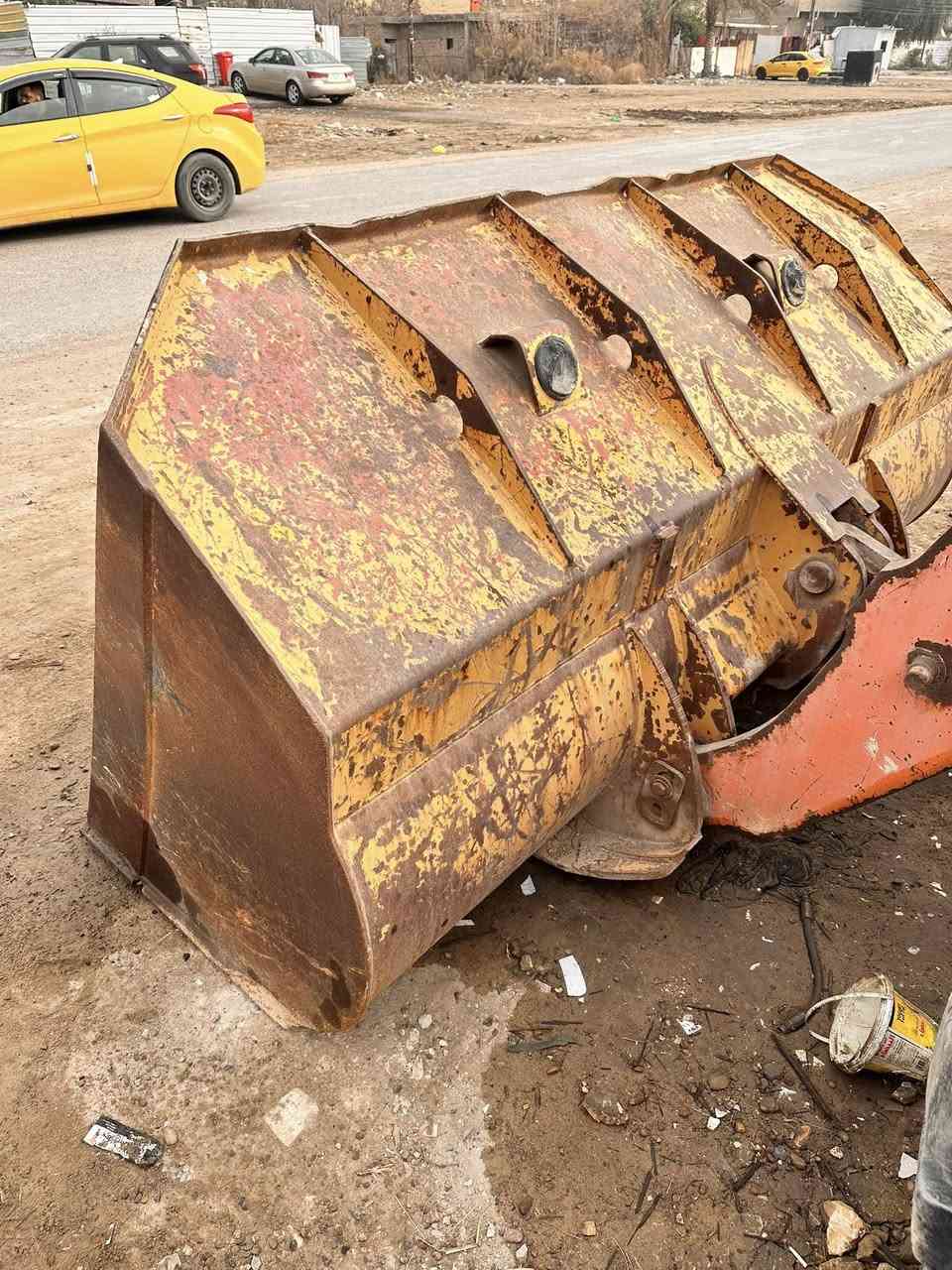 سلام عليكم البيع كيله شفل كاوسكي 70زت موديل الفين او زوج اويلاله البيع مال شفل هيتاشي المكان تاجي سبع البور ‭0770 695 4390‬
