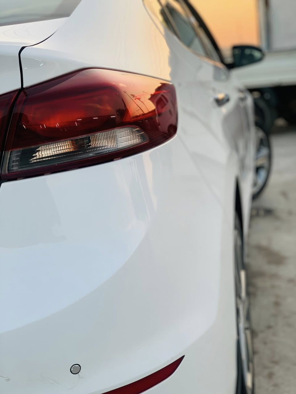 السلام عليكم
النترا سوبر 2018 رقم بغداد بسمي سياره على وضع الشركه تجي وشوف السياره اذا بيها بارد او بيها صبغ او بيها قطعه مفتوحه تعاتبني وكروتك انطيك اياها  ا

مواصفات السياره 

1-تحكم استيرن جهتين 

2-شاشه 

3- تبريد قطعتين 

4-يدات نيكل 

5-اشاير بل مري 

6- مري شفط 

7-خمسه ويل كب رياضي حجم 17 بلاد 

8-لد نهاري 

9- مود درايف. سوبرت وايكو ونورمال 

  ملاحظه/ اخي العزيز هذا حلال مسلم ما عجبتك السياره اعبر المنشور. او تكتب تعليق. يليق  بيك  كلامي واضح وما اعتقد اكو واحد هيج صريح. سياره بيها سونار. وما انطيك السياره اله تاخذ سونار ثاني وما يكون خاطركً اله. طيب  السعر 170 وبيها مجال وعيوني تشلعهن.  رقمي ***********
