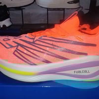 نيو بلنس..اوربي باركود..القاعده كاربون فايبر...القياس..42.5...26.5c......