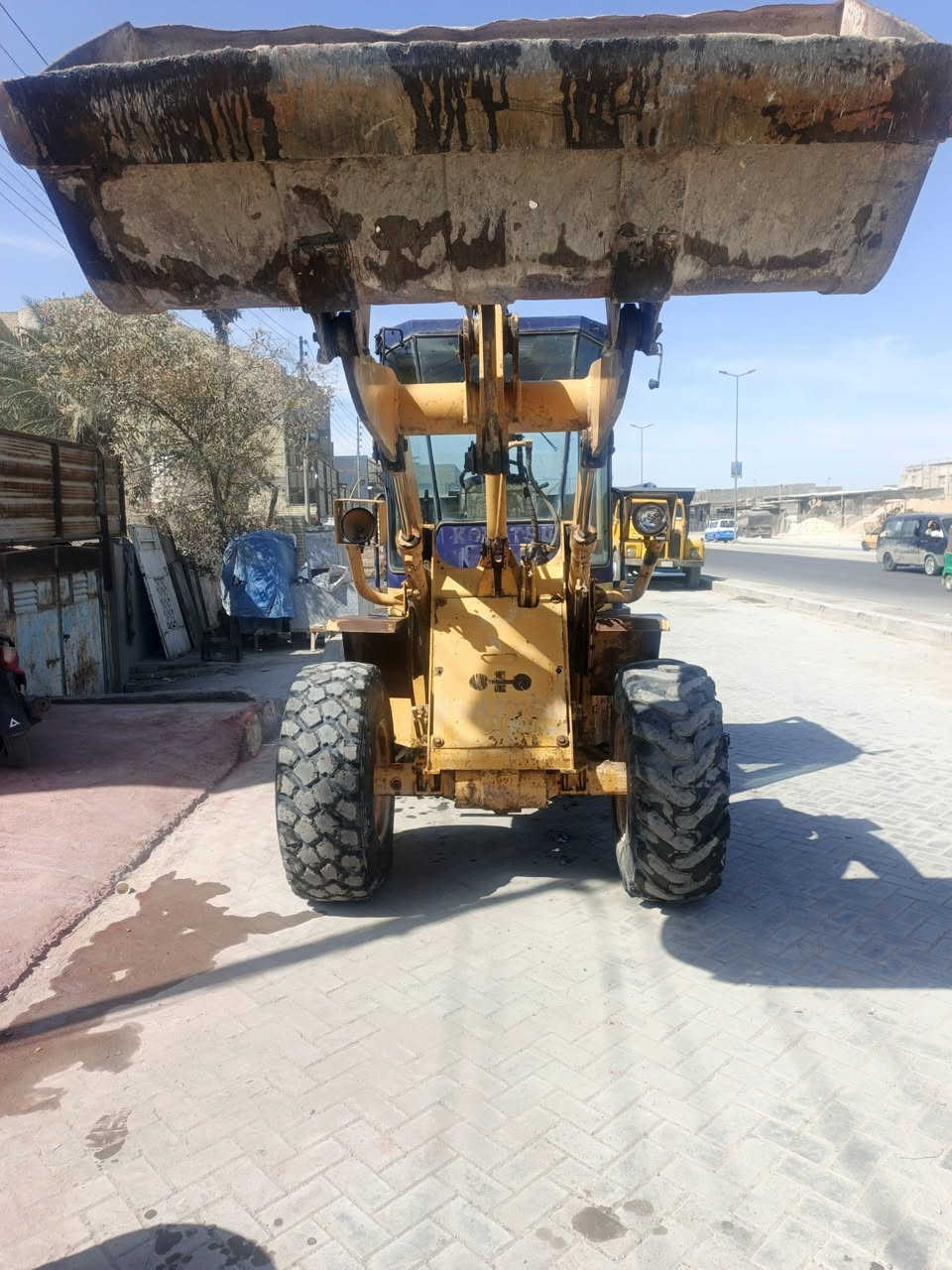 سلام عليكم
شفل البيع النوع كومانسو مديل ١٩٩٧
الرقم انكليزي نجف تحويل ثاني يوم
سنوية مجددة ٢٠٣١ 
الاتصال ***********
