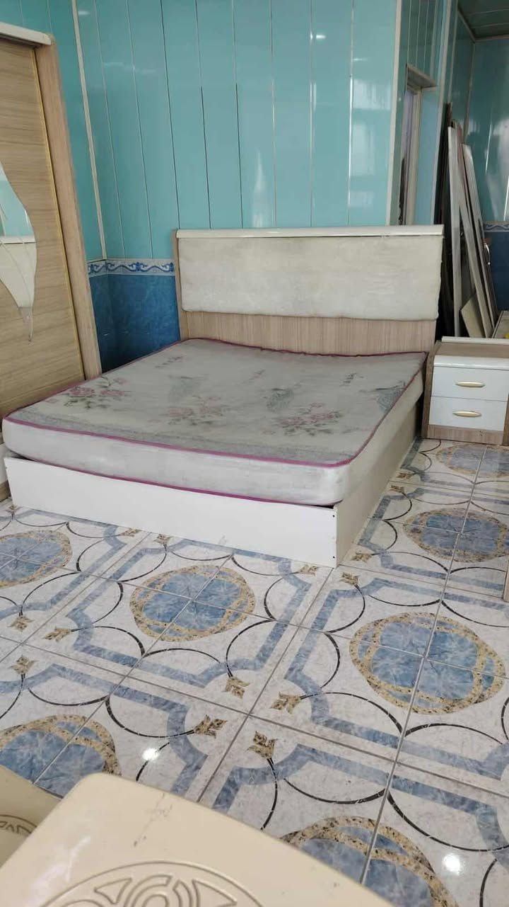 غرفه نوم تركي نضافه متوسطه بسعر مناسب
٢٤٠ الف
عنوان نجف،، @إشارة


**إذا كنت صاحب هذا الإعلان وتريد حذفه لأي سبب، رجاءا أرسل رسالة إلى الدعم الفني**