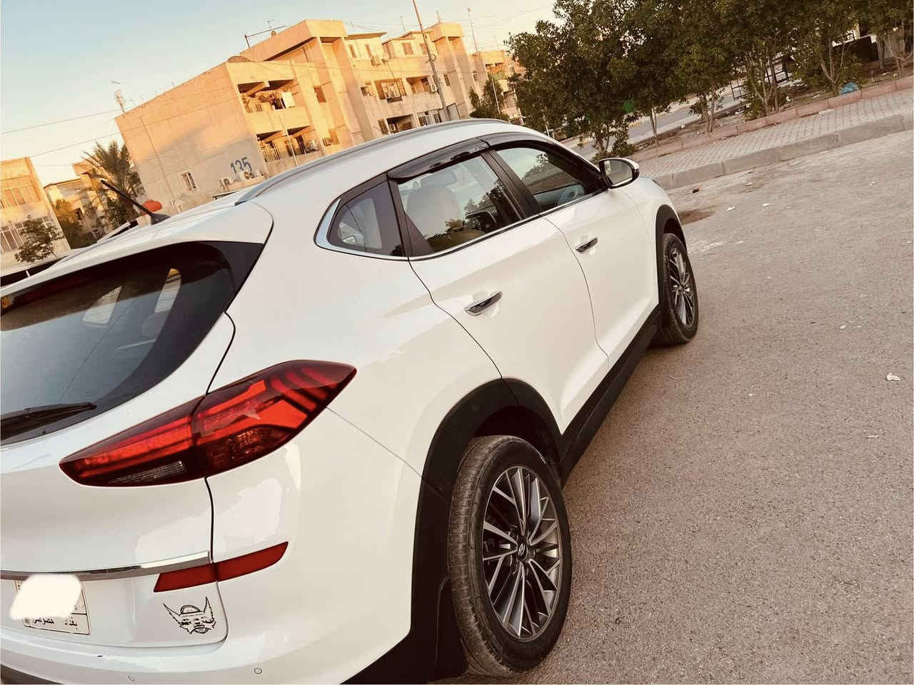 توسان خليجي ٢٠١٩ كوري قمارك حديد بدون صبغ ماشية ٥١ الف حقيقي كراسي كهرباء وحساس امامي خلفي لايت خمس عدسات بك لايت لد نظيفة فقط كم شخط بالدعامية على ايدي استلام زيرو ولحد الان 

مكاني الغدير 

السعر ‼️ علق بتم يجيك السعر بالخاص ‼️

رقمي ***********
