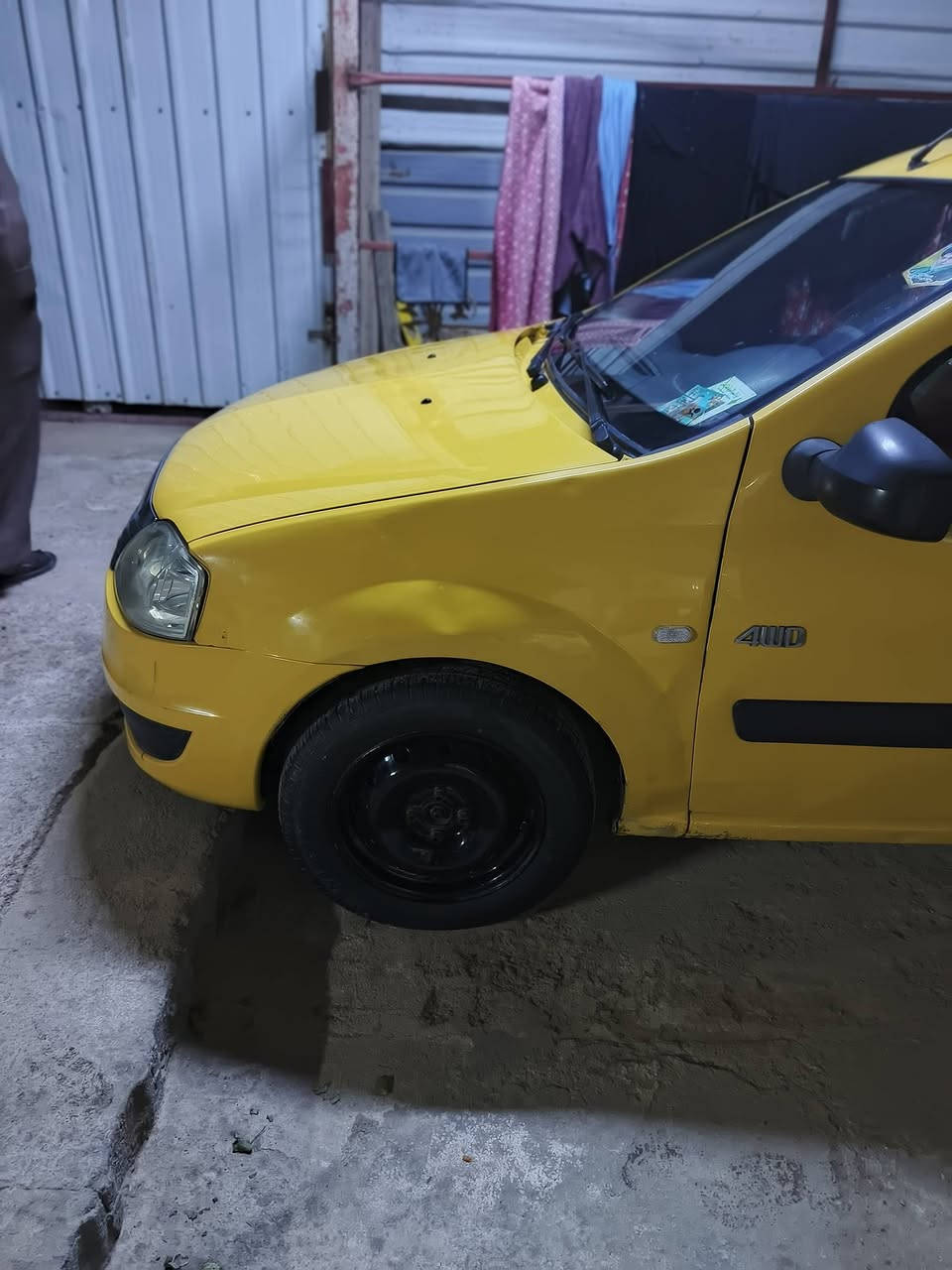 #ياالله السلام عليكم
#رينو 7 راكب موديل 2011 رقم دولي بصره سنويه لـ 27 مكفوله كفاله عامه
تخم تاير شرط والسبير جديد كير ومحرك وحداديه مكفولات السياره مال بيت يعني مامشتلغه ولا داخله كراج ولاشي فقط للبيت مامتعوبه ثاني يوم تريد اداورلك  سعرها 55 وبيه مجال بسيط للشراي الرقم والعنوان سماوه 
***********
***********
