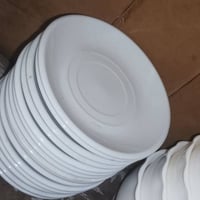 ‏سيتات مواعين مال باله كله نفس اللون كليته ابيض العنوان زعفرانيه يوجد ...