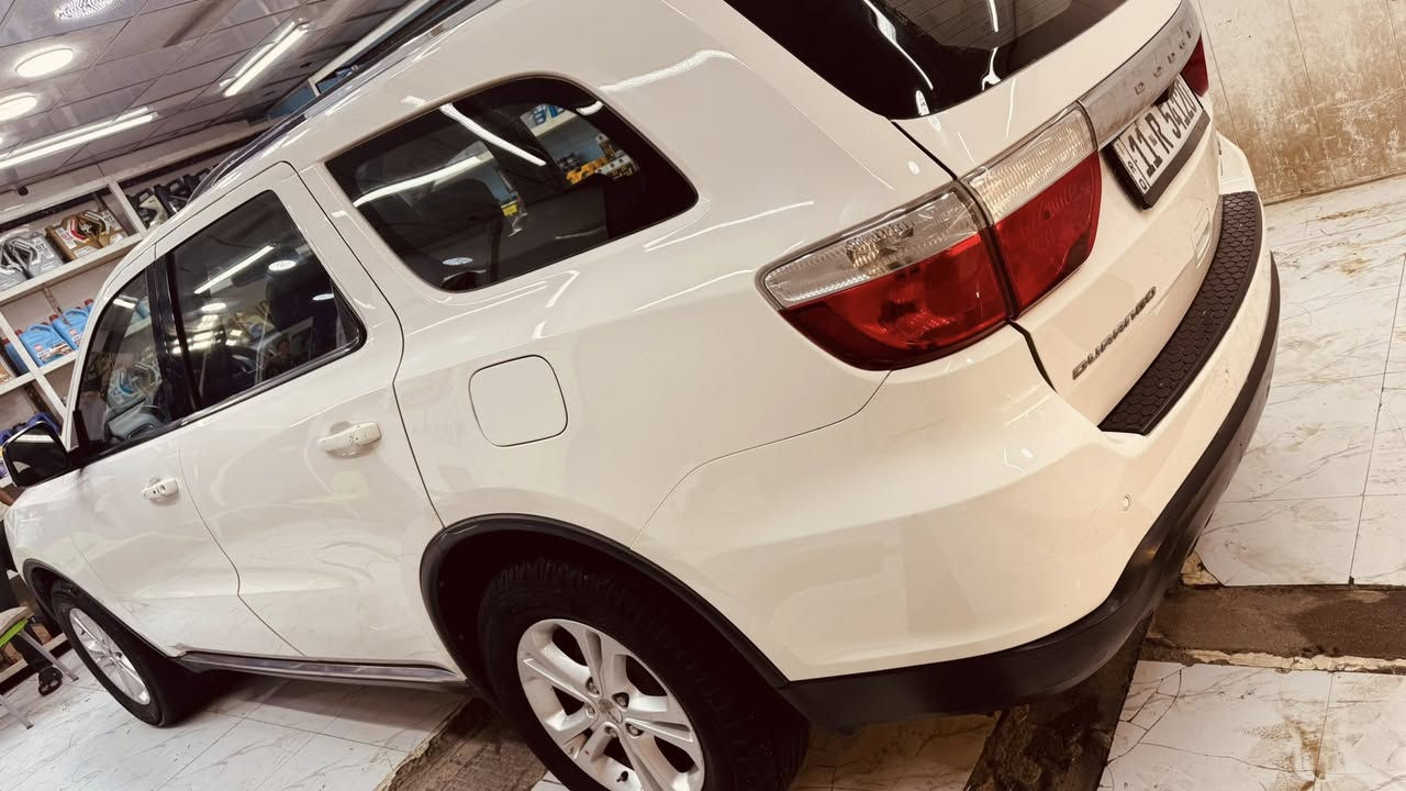 السلام عليكم
دوج دورنكو م12 
كفاله عامه ضربه صبغ تبديل 
رقم بغداد ب أسمي 
جاهزه للأخير 
للبيع او مراوس 
مكان السياره الناصريه
*********** 
سعر 185$
