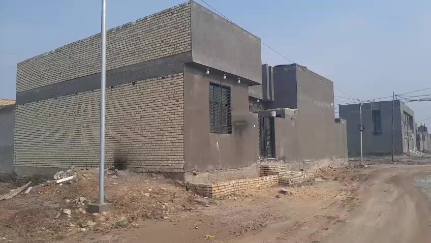 #اللهم صل على محمد وآل محمد 
#البيت للبيع السماوه حي الزهور 
#بيت للبيع طابو صرف خلف اسواق  الحسن المجتبى 
#المساحة  125متر مربع مقابيل خدمات طابق واحد
يتكون من غرفتين وصاله وبراني ومطبخ وصحيات 
#السعر 95 مع المجال لشراء يراجع مكتب الناجح للعقارات السماوة حي الحكم قرب مرطبات فستقه 
#مكتب- الناجح للعقارات 
للإستفسار اكثر مراسلتنا ع الخاص او الاتصال ع الرقم التالي ***********بي وتساب /*********** بي وتساب 
#او مراجعة مكتبنا الواقع في
#الحكم / مجاور مرطبات فستقه علمأ دوام مكتبنا من 9 صباحأ ال 10 ليلأ اخوكم ابو مصطفى للعقارات 
{تابع صفحة المكتب }
