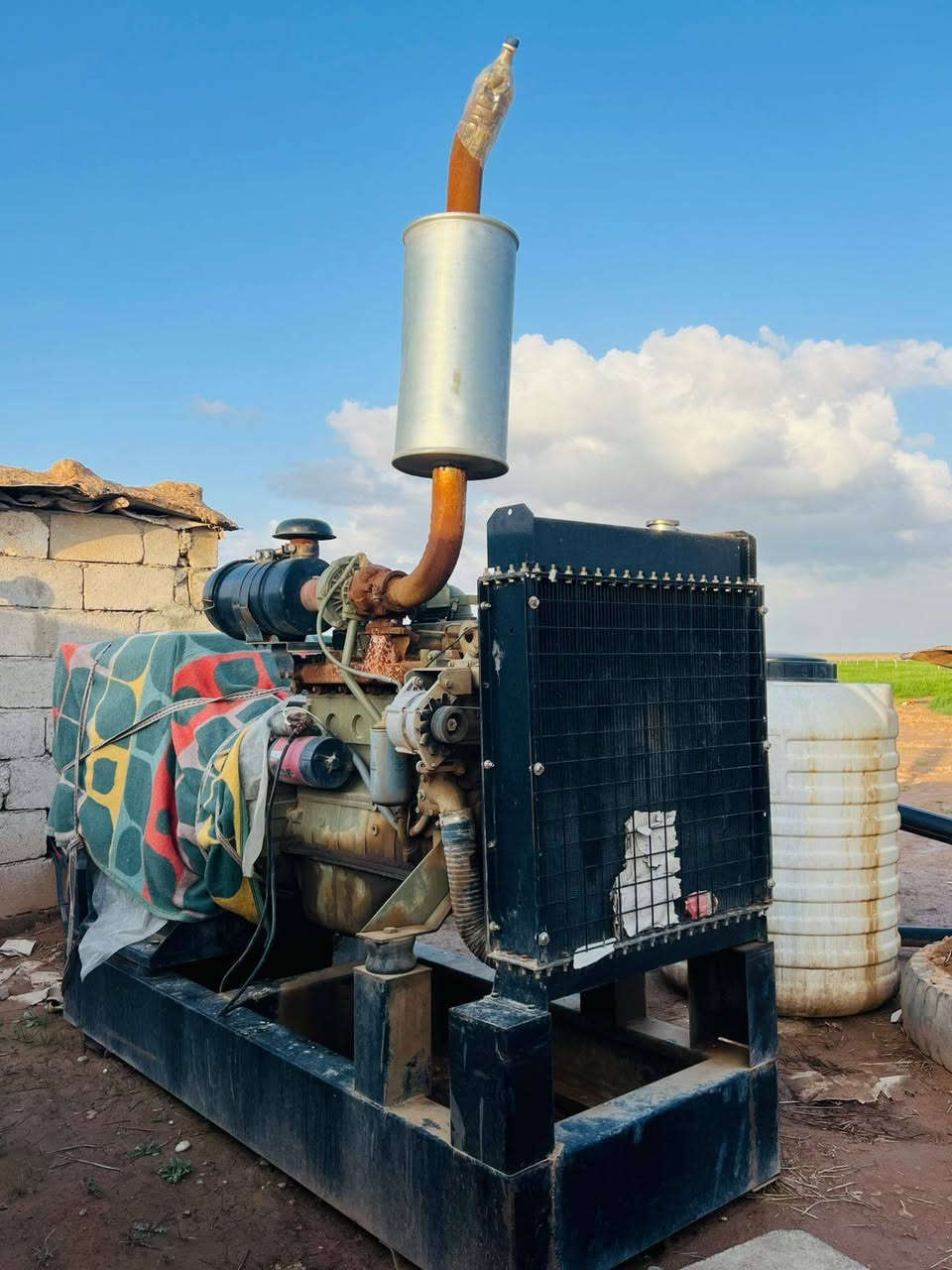 كمنز أوربي سته بستن بمب محرك شرط،،،، راس توليد 100 كي في يعني 400 امبير

الاستفسار 
*********** اتصال واتساب
