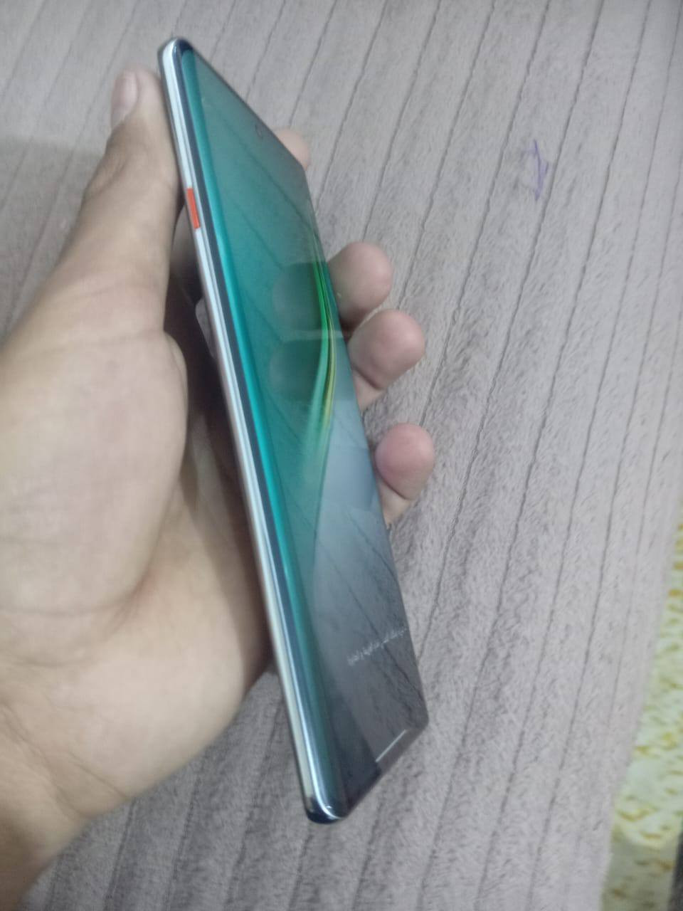 سلام كامون ٤٠ برو جديد قبل شهر أخذته شراي يتفضل واتساب ***********
