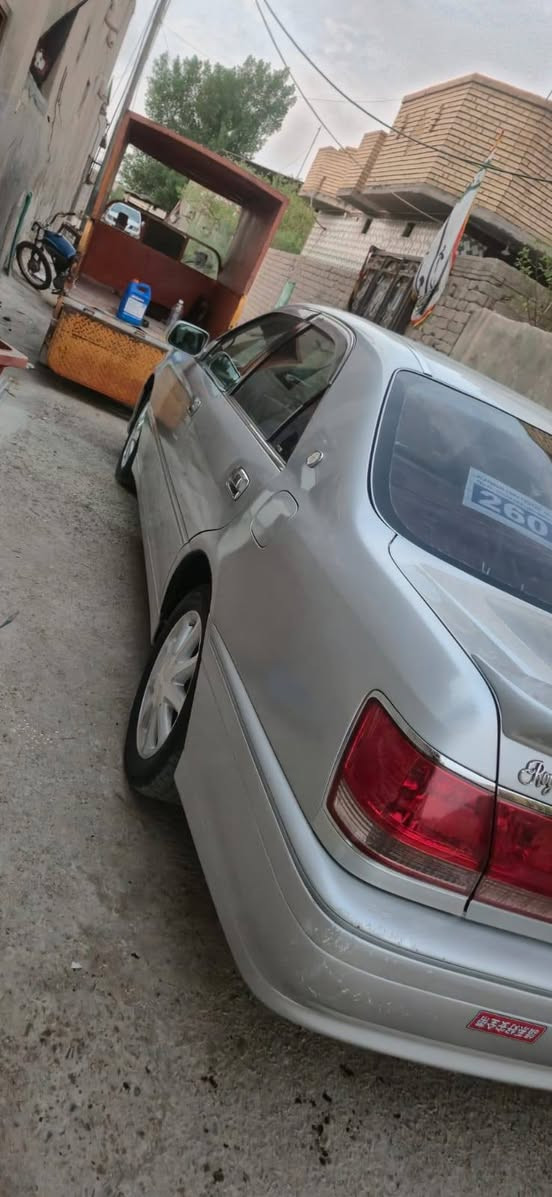 للبيع تيوتا كراون 2002.
سعر 139$وبيه مجال

اللون          سلڤري😊.

 واصولي وكفاله عامه وبسمي سياره

رقم سليمانيه الجديد الأنگليزي شرط المداور ثاني يوم سنويه نافذه لغاية 2028 واصولياتها مضبوطه💯.
مكفوله كفاله عامه من كص وضربه ونقل جثه ورسميات والأصوليات.

المواصفات 👇
3دكم أصل.
كرستال أصل مو شد.
اشرط ترايك 180 وتهد ستيرن.
مكينتها ديفور الكبير الحجم 3000 شاصي75.
اربع كشنات كهرباء متحرك.
ستيرن كهرباء متحرك.
برده خلفيه كهرباء أصليه.
مري كهرباء+هيتر♨️.
تبريد ثلج ❄️متحرك.
داخل بيجي مطعم بصاج.
ويل كب نجمه ابيض حجمه16.
تخم تاير جديد.
دليل امامي شذره زرقاء.
لايتات كرستال زنون أصل.
بگ لايتات لد كرستال.
شاشه كرستال ترحيب.
شاشه تاب عارض.
لحيه اماميه.
جامات اربعه اوتو.
تحكمات خلفيه شغاله.
سستم صوت+دمامات فد شي.
كروز تثبيت سرعه.
حداديه شرط اسفنجه.
والسياره ماعايزه برغي كامله على اخر حبايه. 
والسياره بالواقع اجمل من الصور  ***********
***********
