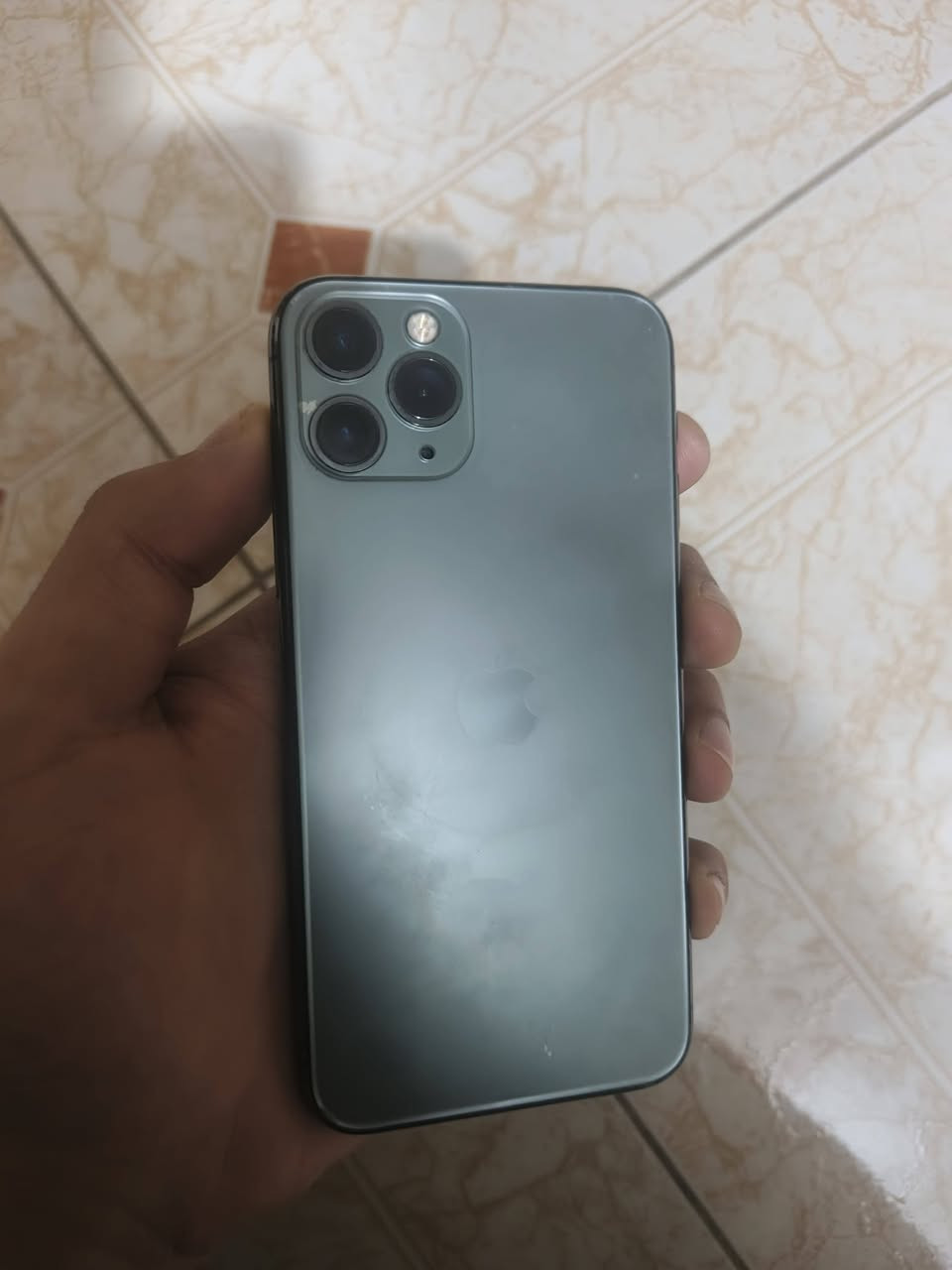 السلام عليكم اخوان
للبيع ايفون 11 برو 
شاشه مستبدله 
ذاكره 64
بطاريه 92 مستبدله 
تلفون فقط كاميرا اماميه بيها مشكله وتتصلح 
الباقي كله شغاال اي مشكله مابي انتصال هزاز كاميرات زلال 
 سعره 170 وبي مجال


**إذا كنت صاحب هذا الإعلان وتريد حذفه لأي سبب، رجاءا أرسل رسالة إلى الدعم الفني**