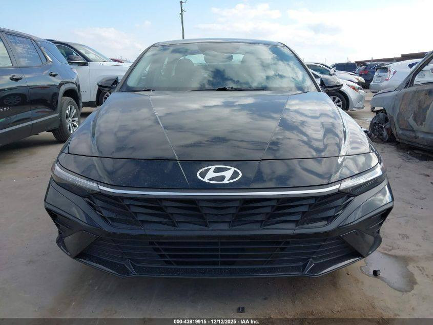 #سعر_البيع_المباشر_63_ورقة
HYUNDAI ELANTRA SEL 2027
تاريخ المزاد: 2/17
السعر: #سعر_البيع_المباشر_63_ورقة
المسافة المقطوعة54387 mi
#نشحن الى دبي و عمان و البصرة و كردستان و تركيا
بالامكان ادخالها
 #بكتاب_ذوي_الشهداء_باعفاء_كمركي_مع_اعفاء_الرقم 
#العقبة
#ام_قصر
#الشمال
⬅️نتكفل بالسيارة لحين وصولها 
⬅️اي استفسار مراجعة المكتب 
⬅️ عملنا شراء السيارات من المزادات الامريكية والكندية
#لدينا_تقرير_Carfax_مجاني_فحص السيارة قبل دخولها المزاد 
⬅️لدينا ورشة تصليح في دبي 
⬅️لدينا معقب لتخليص السيارات (حرة  او ذوي الشهداء ) و ايصالها الى الزبائن
📍العنوان النمرود #قرية_السيد_حمد 
⬅️اوقات الدوام من 4:30 عصراً وحتى ال11 ليلاً كافة ايام الاسبوع 
ما عدا السبت والاحد عطلة المزاد 
☎️ للاستفسار الاتصال على الرقم
عمر سعد
*********** :📞
*********** : 📞
