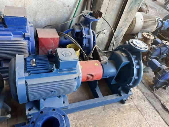 للبيع مأطور كهربائي 50 احصان تركي معه مضخه ماء 5X4 تركي ستندر مستعمل هيت 60 ضغط عالي السعر 14ورقه وبي مجال العنوان سامراء رقم هاتف ***********
