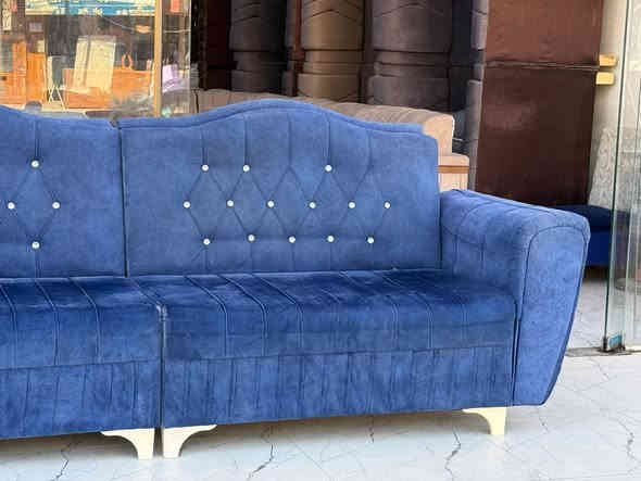 السلام عليكم طخم البيع نضيف جداً  
السعر 190الف او بي مجال التواصل على الرقام هذي ***********
***********
