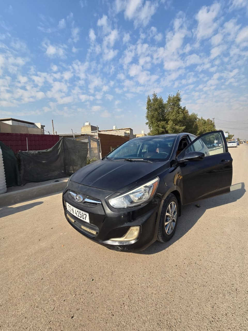 السلام عليكم  
اكسنت موديل 2016 حادث جاملغ وبنيد موضح بالصور كير ومكينه وصدر مكفول السعر 92 وبيها مجال الشراي يتصل  ويدلل 
ملاحظة: الحادث مبين بالصوره
مكان السياره الزعفرانية

‭0772 133 7108‬
