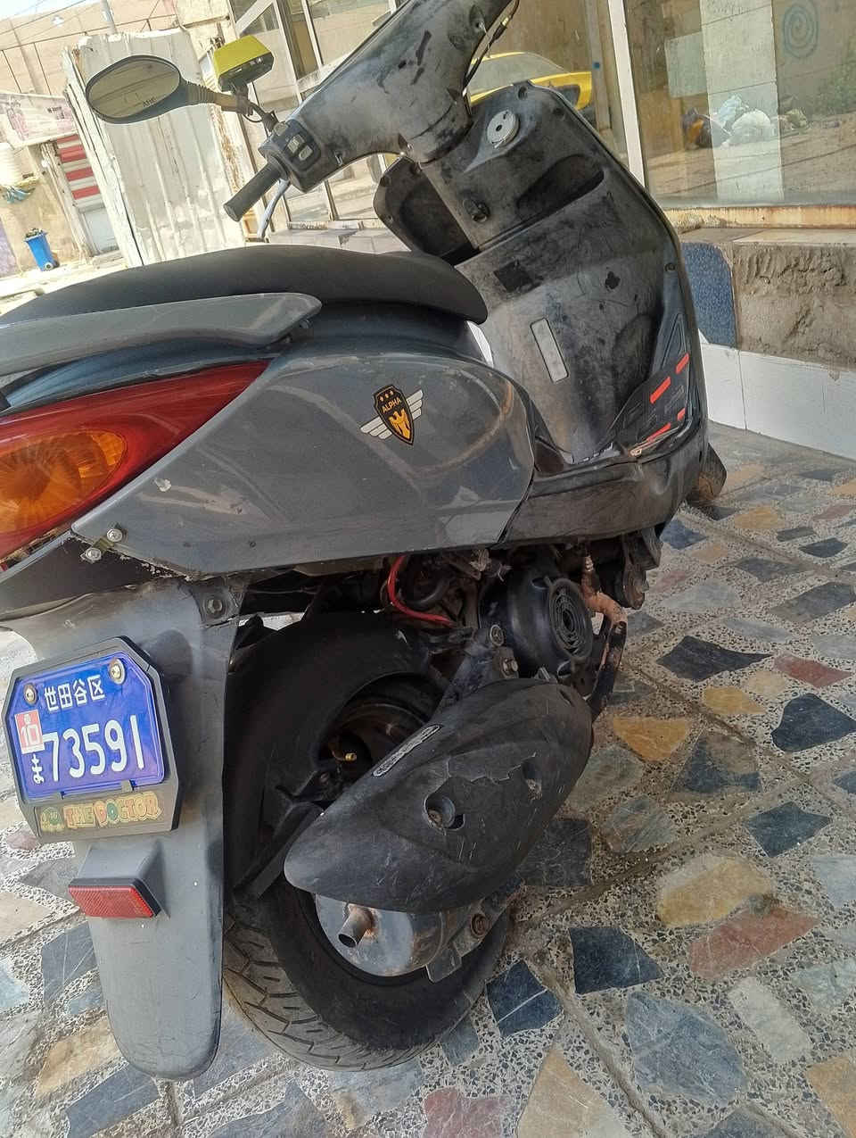 سلام عليكم بريز للبيع دراجه كلش حلوه اخت رمبه مكينه بلاده مامفتوحه ابد كبريتر بلادي نعمه حيل صوت متسمع كهربائي كله شغاله كيج بانزين كيج سرعه اشاير لايت كله شغال  سعر 500 الف *********** بغداد بلديات
