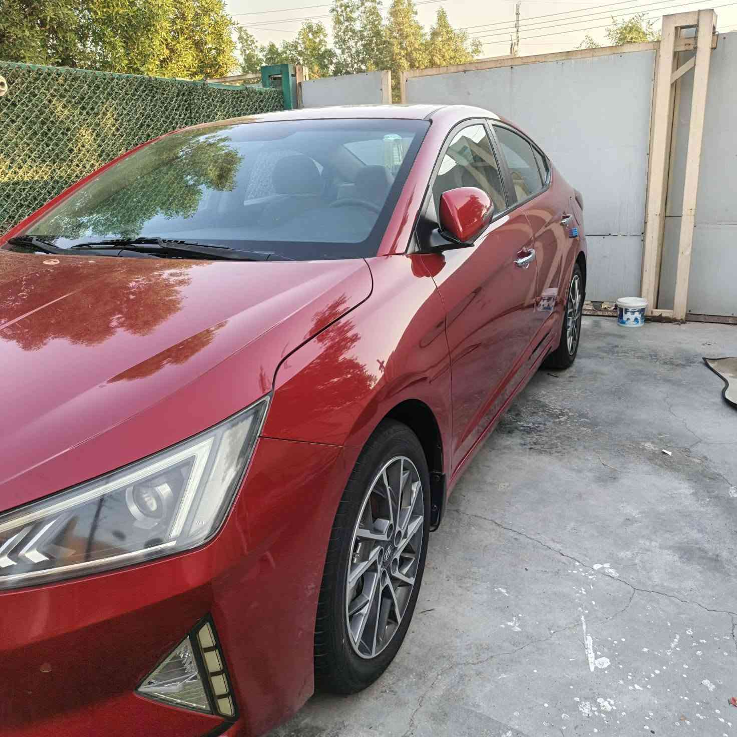 السلام عليكم الانتره موديل 20 فول مواصفات محرك 2000 بس رصعه بل باب ورصعه بل بنيد باقي مكفول السعر 150 ورقه *********** الرقم

