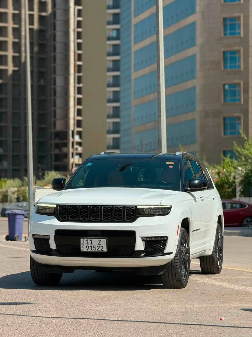 للبيع
‏Jeep Summit 2023 

جيب سوميت 2023 – 

•   🛣️  المسافة المقطوعة    - 37 K

------------------------------------------------------------ 
✅ المواصفات :

موصفات خيالية شكو ابالك موجود بيها 
-مساج
-تدفئة 
-تبريد 
-بانورما 
-دادشو 
-ثلاث شاشات امامية و 2 شاشات خلفي و 5كامرات داخليه 
-منظور ليلي رادارد قيادة شبة ذاتية فول يعني 
-خزن بل كشنات 
-ستائر خلفية 
-نظام تعليق هوائي 
-مراية كامرة 
-وضعيات قيادة 
-سماعات بوز 
-كراسي منفصله 
وبعد هواي موصفات الكل يعرف هذا فئة ما ينقصة اي شي من موصفات 

الرقم ؛.   ***********
