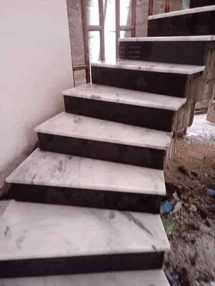 السلام عليكم ورحمة الله عملي سيراميك بورسلين لوح مرمر ديكورات داخليه وخارجيه واجة ***********داخل النجف الاشرف
