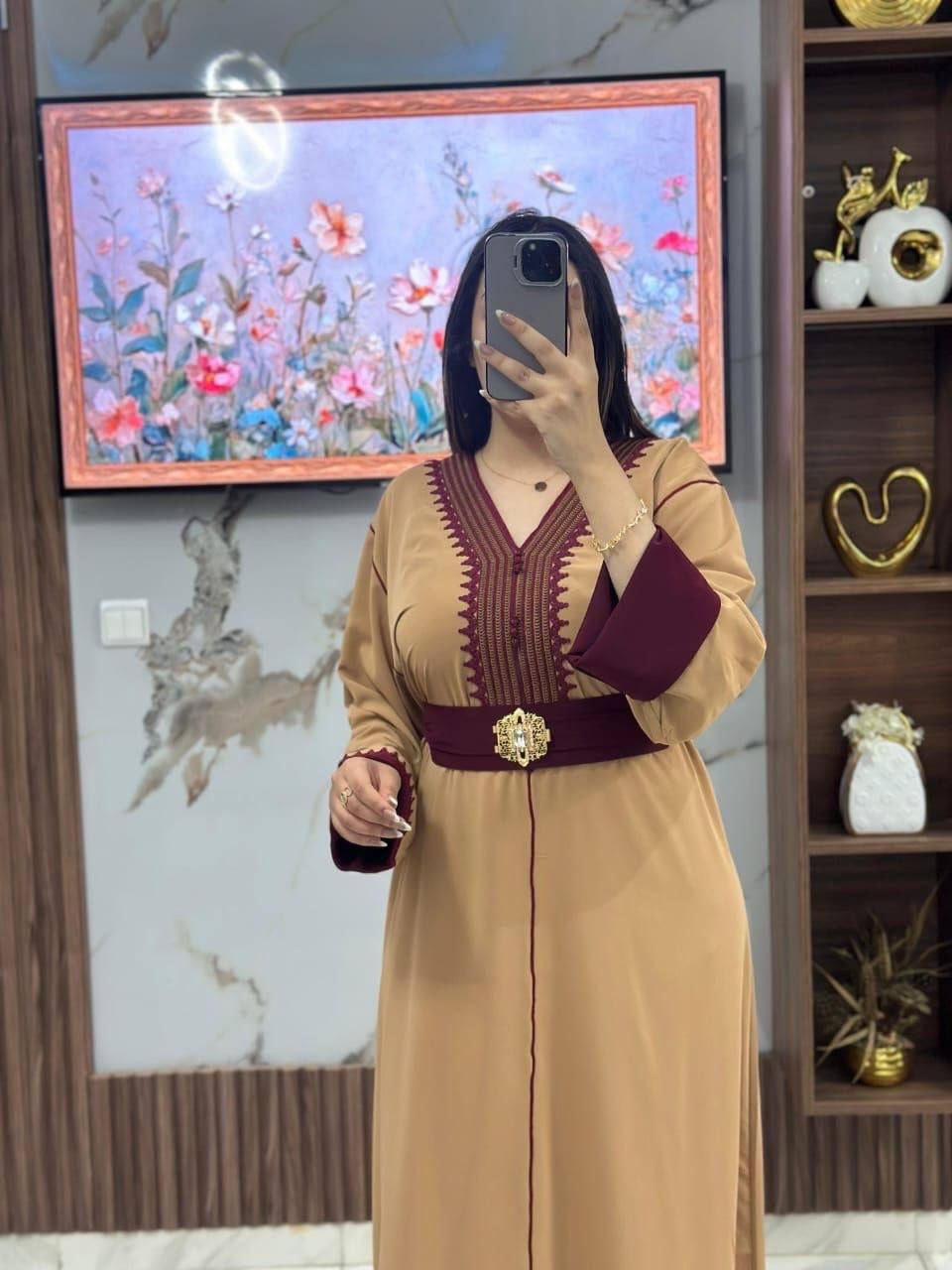 ♦️قفطان كرناج مخدوم بالدكرادي بالحزام 
♦️نوع التوب كريب  
♦️المقاسات :  M L XL XXL
♦️للتواصل في الخاص


**إذا كنت صاحب هذا الإعلان وتريد حذفه لأي سبب، رجاءا أرسل رسالة إلى الدعم الفني**