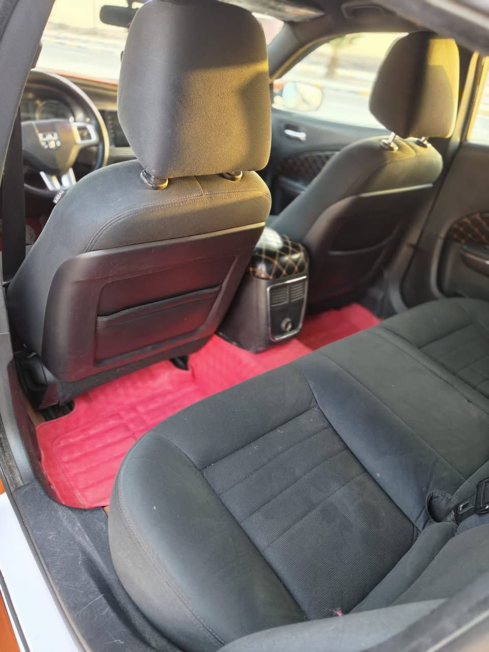 من رخصة الادمن ملاحظه اخوان السياره كفاله عامه من الصبغ والحادث وفتح البرغي والتبديل
وارد كندي
جارجر موديل 2011 بأسمي تحويل مباشر
السياره مامشتغله خط ماشيه 300
تخم تاير + الحداده كارتون 
سياره جديده استخدام شخصي
السعر 150 مجالها قليل
البصره أم قصر 
***********
*********** واتساب
