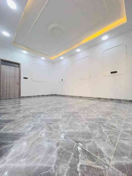 دار في حي الملايين الأولى 
المساحة 200م  واجهه 11م يحتوي الدار على..
الطابق الاول غرفتين نوم واستقبال وهول ومطبخ وصحيات 
الطابق الثاني ثلاث غرف نوم  وهول وصحيات 
صنف العقار بستان ملك صرف
شارع بعرض 10م
الدار مسكون حالياً 
 لمعرفه السعر أكتب تم
 أو مراجعه مكتب مدخل حي الملايين اولى مكتب أرض التميز للبناء والعقار اي استفسار يرجى مراسلة الصفحة او الاتصال ع الارقام المذكورة⬇️⬇️
***********
***********
