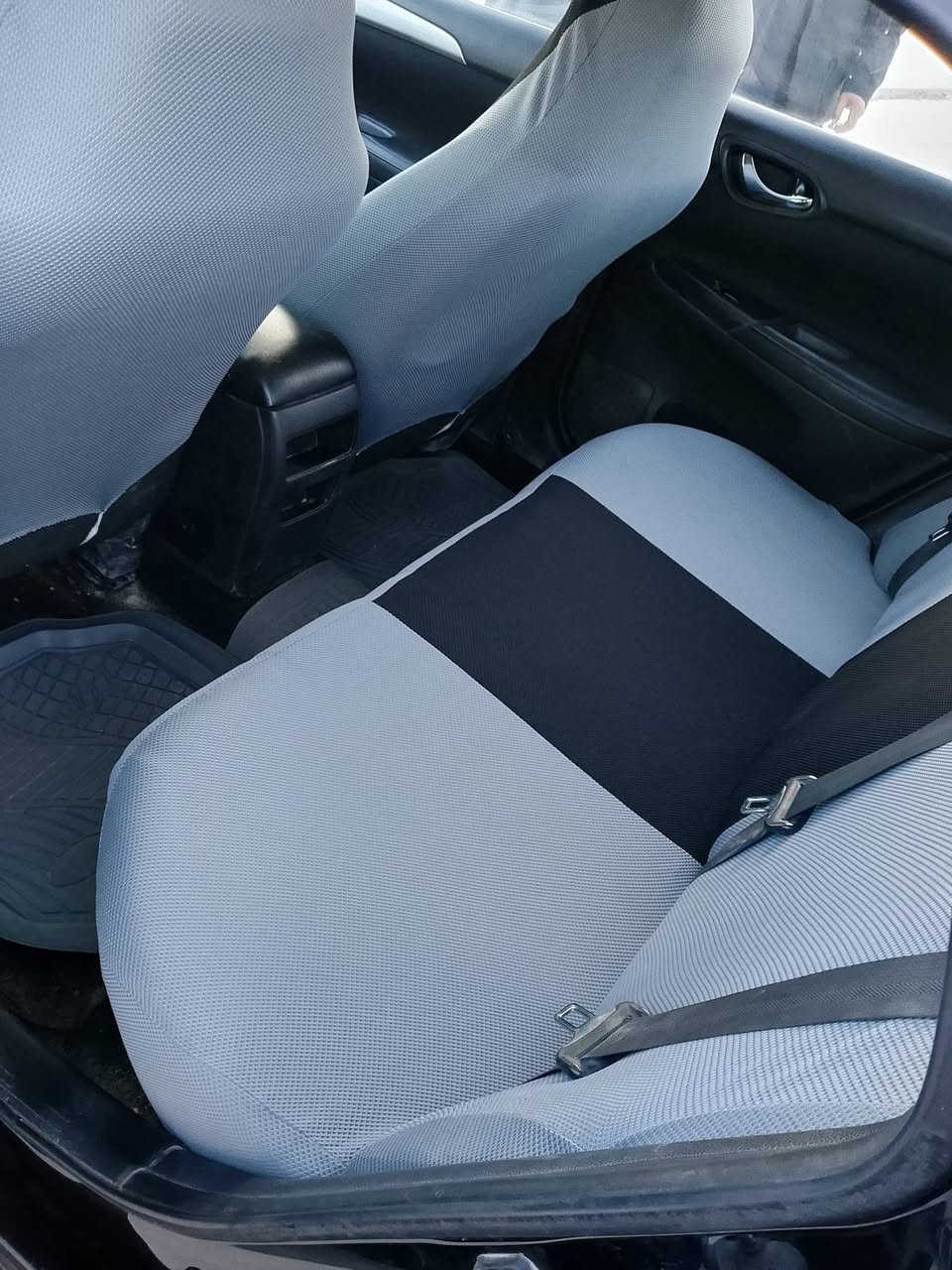 للبيع سياره سنترا 2018  محرك وكير مكفولات 
تخم تاير جديد 
داخل جديد رقم واسط جديد بأسمي 
هزة جديدة شرط التحويل  
  شرط احلى من الصور 
العنوان واسط الكوت النعمانيه ‏‪***********‬‏
‏‪***********‬‏
الاسنفسار ع هذا الرقم
