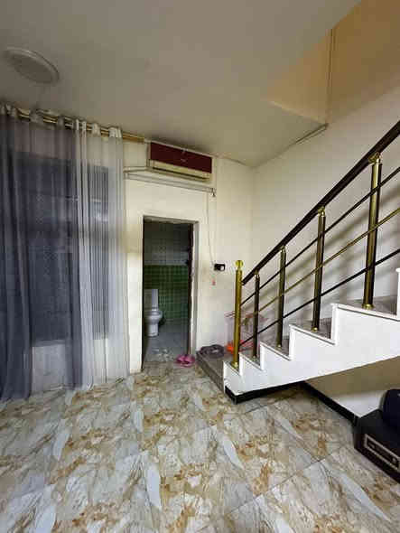 ✅——انسب عقار للبيع  50متر في السيديه——-✅
مشتمل مساحه  50 متر واجهه 4 متر نزال 12.5 ✔️

محتويات العقار 👇

🔶طابق الارضي :يحتوي على صاله ومطبخ وخدمات ❇️

🔶طابق الاول  : يحتوي على 2 نوم وخدمات ❇️

🔶 طابق الثاني : سطح عدد 2 ❇️

الموقع السيديه الضباط  📍
_________________________________________
عزيزي  الزبون 💎

كل ما هو جديد ومميز وراقي سوف تجده متوفر لدينا ✅

نكفيك عناء البحث لتمتلك اليوم عقار الغد 🔛

عزيزي الزبون ↖️🔆〽️
كل ما عليك الأتصال بكادر المكتب المختص ✔️
للبحث على عقارك وانت في بيتك ✔️
والكادر ايضا يغنيك عن عرض عقارك للبيع او للأيجار ✔️
وهو قادر على بيعه او ايجاره في خلال فتره زمنيه قليله ✔️

_______________________________________
للأستفسار اكثر تفضلو بزياره مكتب الطائي للعقار 💎
 الكائن في السيديه شارع المركز بنايه شركه السراب للمطابخ

او الأستفسار ع الارقام ادناه 📞↘️↘️ (متوفر واتساب )📌🔛
***********
