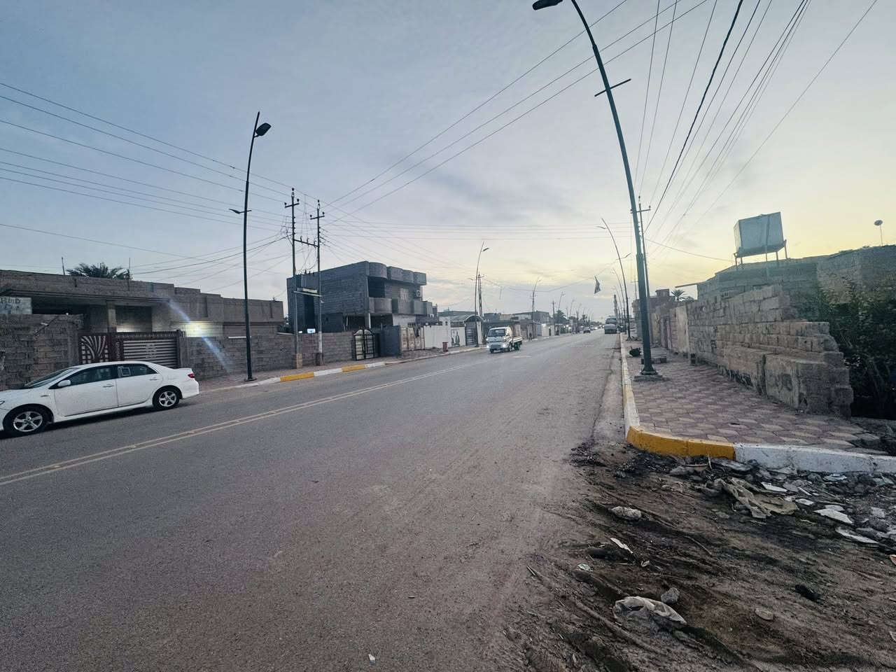 قطعة ارض للبيع وبسعر مناسب خلف تجاري 

الرمادي الصوفيه قرب جامع المتقين 

#المساحه 400 متر تباع نصفين 

#منطقة سكنية

طابو زراعي سند 25

#سعر المتر 170 وقابل للتفاوض 

للاستفسار***********📱
