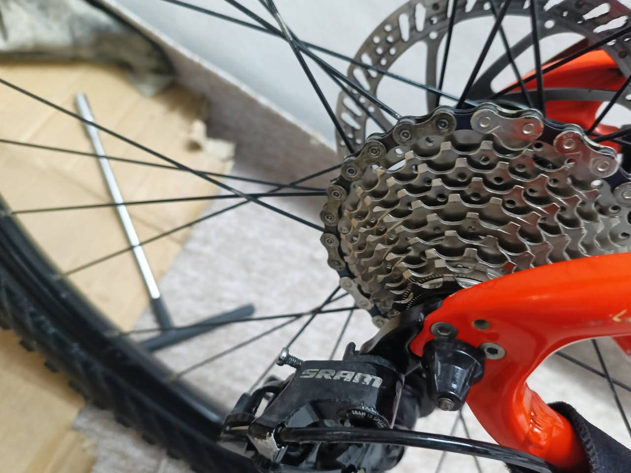 دراجة حجم 29
براند امريكي KONA🇺🇸
قياس فريم M
لون برتقالي حلو 
نظام گير 10في2 
گروب سيت كامل sram 
بي براكيت بوش 
دبل srsuntor 
بريكات شيمانو عيملاق MT200 
عنوان اربيل سوق باسكيلات مقابل گراج سلام 
متوفر توصيل كافه لكل محافظات 
واتساب ***********
بنسبة سعر بلاش390 قفل اكو لا فقط اربيل Abdullah 🇬🇧 UK 
👆👆👆👆👆👆👆👆👆
