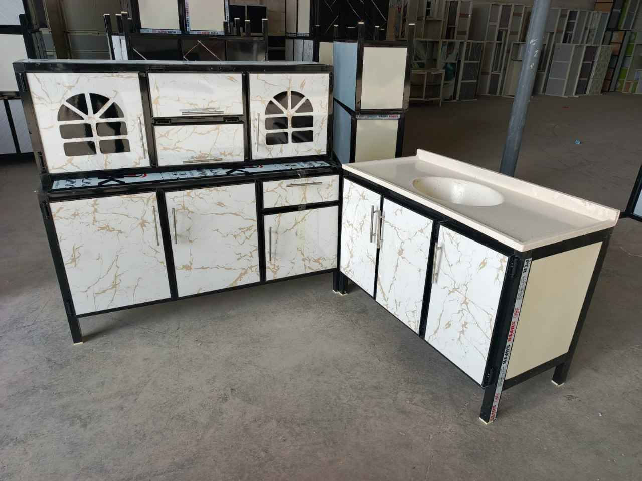 كاونتر مترونص  ارضي.وملحق مترونص  

وسنك متر و 20 سم . 

التوصيل لكل المحافضات بغداد, العراق


**إذا كنت صاحب هذا الإعلان وتريد حذفه لأي سبب، رجاءا أرسل رسالة إلى الدعم الفني**