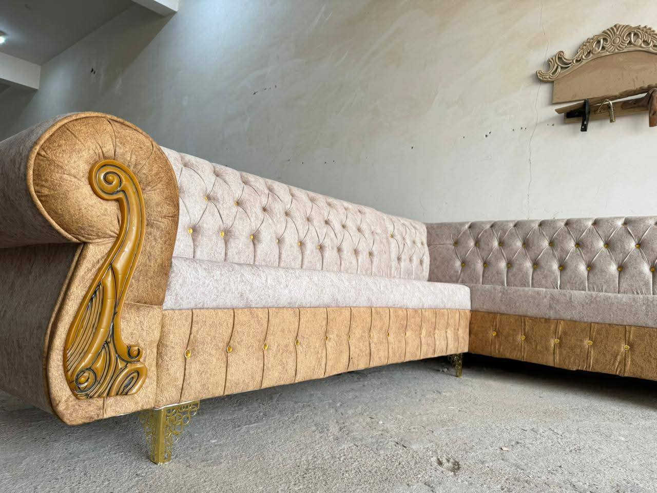 معمل ومعرض علاوي الرمضاني للاثاث المنزلي تفصال حسب الطلب وتصليح القديم سعر متر 100مع ضمان ***********
