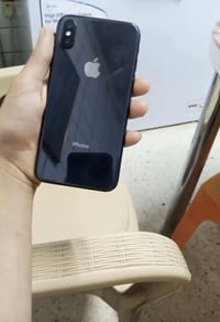 ايفون اكس • بصمة واقفة • سماعة الفوك