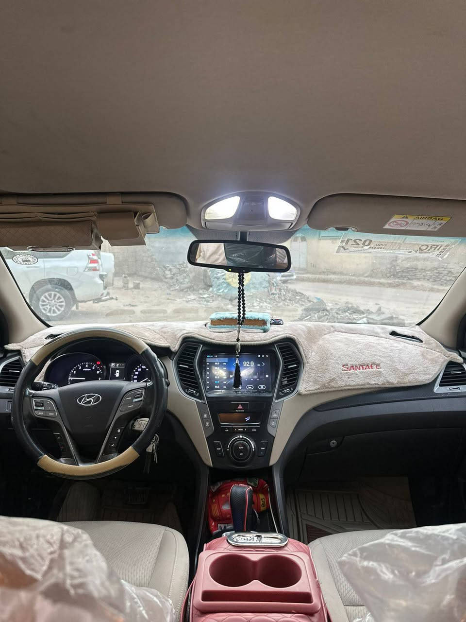 سلا عليكم سانتا في موديل ٢٠١٨ رقم أربيل
مواصفات نص فول
خليجي السياره
بيه شبر بارد بل مدير الأمامي
وكارت ب الجاملغ الخلفي الأيمن
السعر ١٩٥
***********
***********
