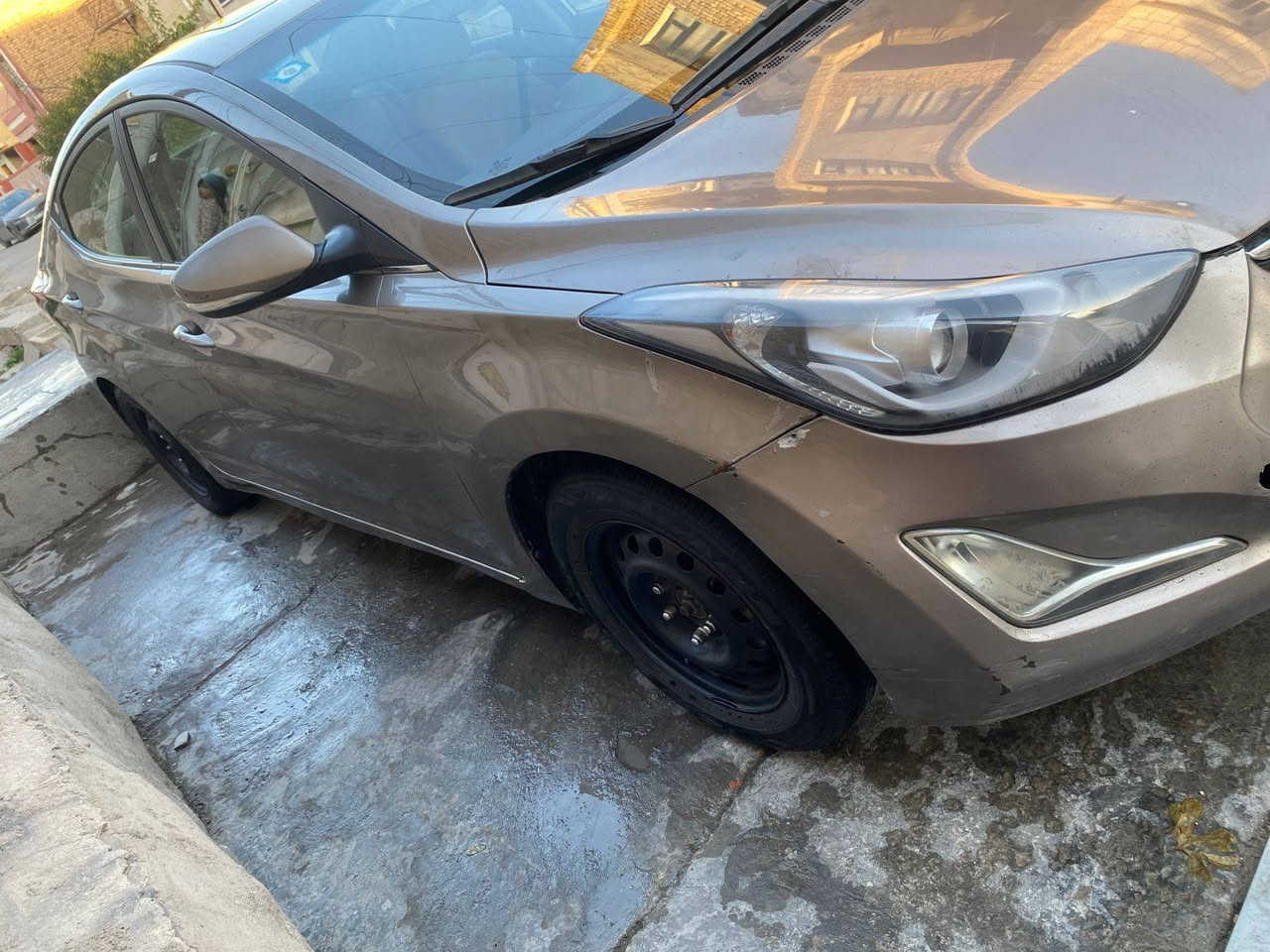 السلام عليكم النترا 16 امريكي فووول موصفات ماشيه 97الف حقيقي وقابله للزياده كير مكينه تبريد جاهزه السياره ترايك للبصره 
للبيع او مراوس بفيرنا مع الفرق مكاني بغداد البياع السعر 105وبيه مجال اي ستفسار اتصل 
***********واتساب الاسيا 
*********** اتصال الاثير
