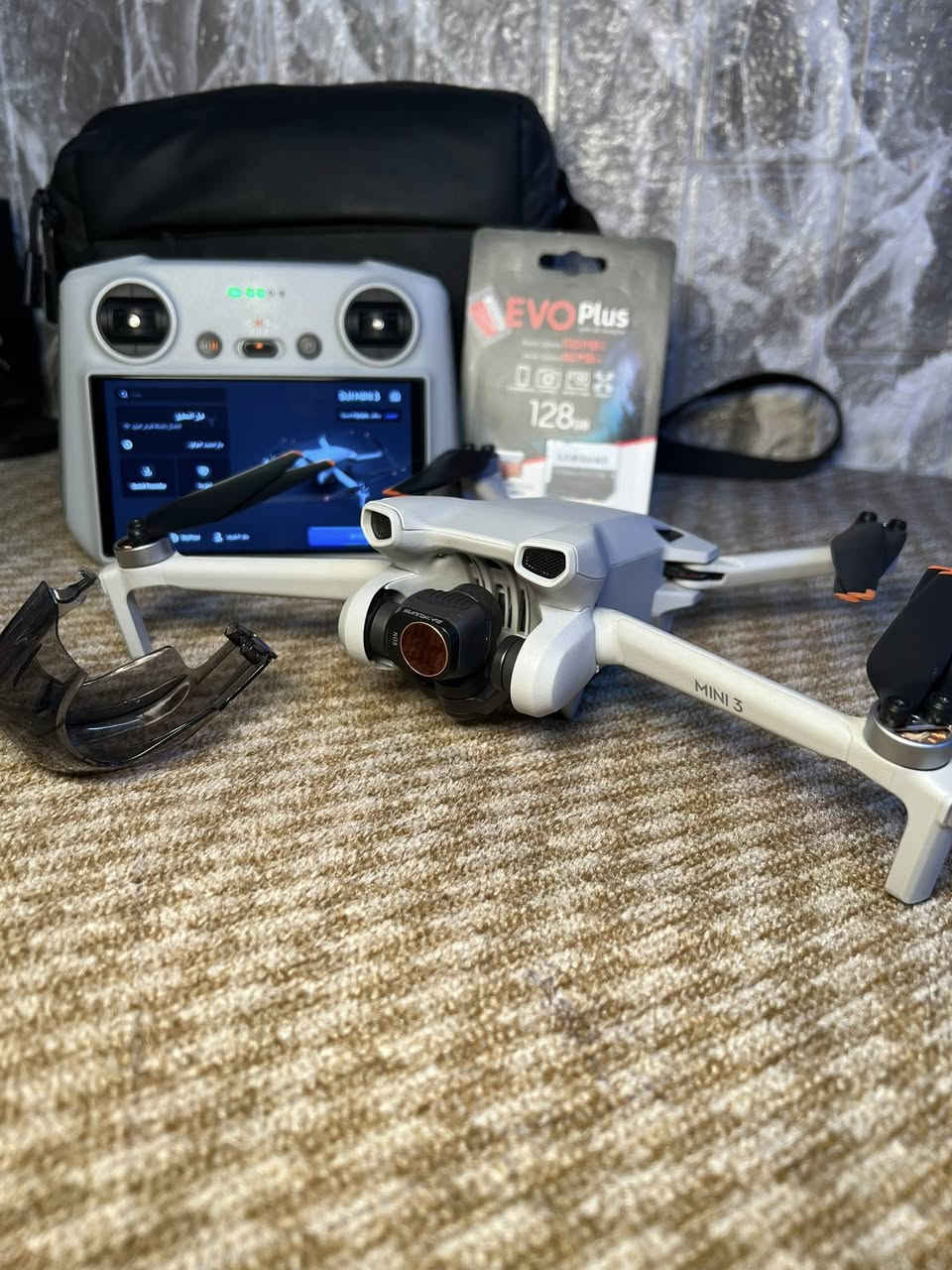 Dji mini 3
قطعه نضافه عاليه مع البطاريه الاصليه وجنطه اصليه 
ورام اصلي اسخدام بصيط جوستك شاشه مكان بغداد توصيل موجود للستفسار اكثر ***********

