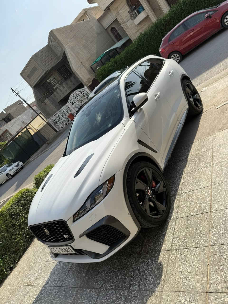 للبيع جاكور svr 2021  شكل جديد اعلى مواصفات شنو بالك بيها مغلفه ppf mat  تضليل بلسنويه   السعر 395 ورقه بيها مجال بسيط السياره جديده بحاله الوكاله رقمي ***********
