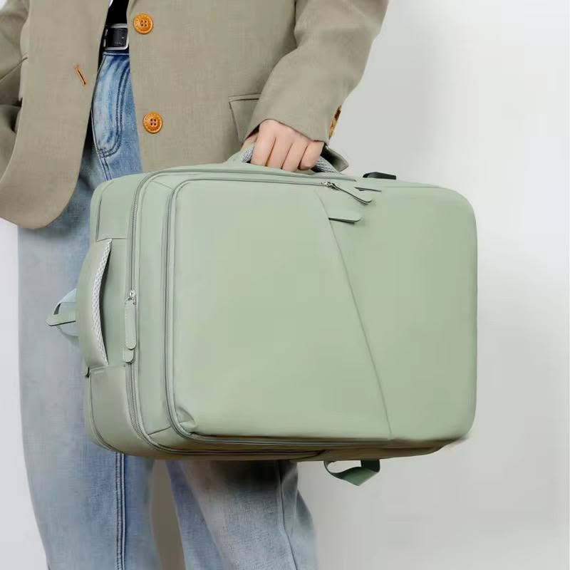حقيبة ظهر عصرية من نوع مميز، وتتميز بتصميمها المتعدد الوظائف المناسب للعمل والسفر. 💼

🎒 مثالية للسفر، الدوام، والطلعات اليومية  
💧 فصل ذكي بين الأغراض الجافة والرطبة  
📱 مساحة منظمة لكل احتياجاتك (لابتوب، موبايل، مستلزماتك)  
🧳 خفيفة ومريحة بالحمل مع تصميم أنيق  
🔒 تحتوي على ٤ سحّابات لسهولة التنظيم والوصول السريع  

💚 خليكِ مرتبة وأنيقة بكل وقت!

السعر 25 الف
🚘يوجد خدمة توصيل لجميع محافظات العراق ٤ الاف🚘


**إذا كنت صاحب هذا الإعلان وتريد حذفه لأي سبب، رجاءا أرسل رسالة إلى الدعم الفني**