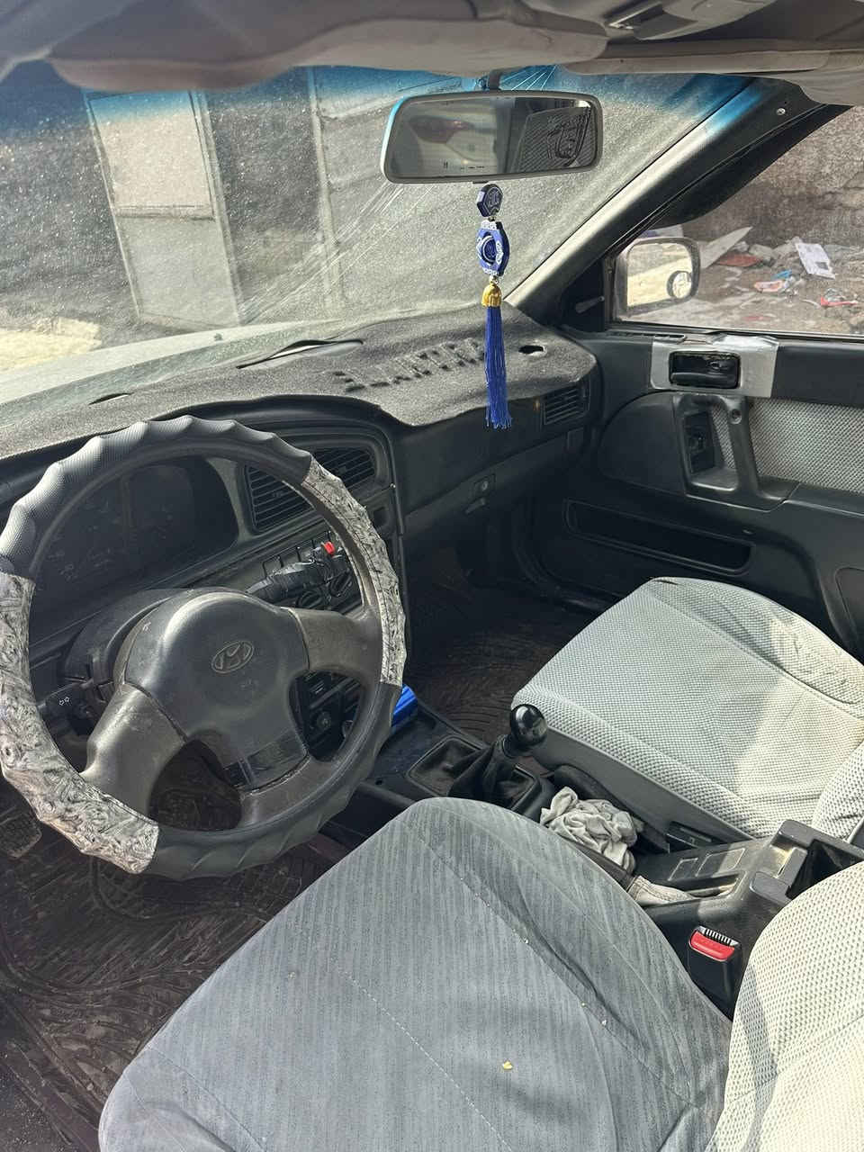 السلام عليكم النترا دمعه للبيع السياره نضيفه جدا مكينه جديده كير جديد تخم تاير جديد ويل كب جديد دواخل جدد كشنات جدد السياره نضيفه السعر ٢٢ وبيها مجال قليل مكاني بغداد الأمين ***********
