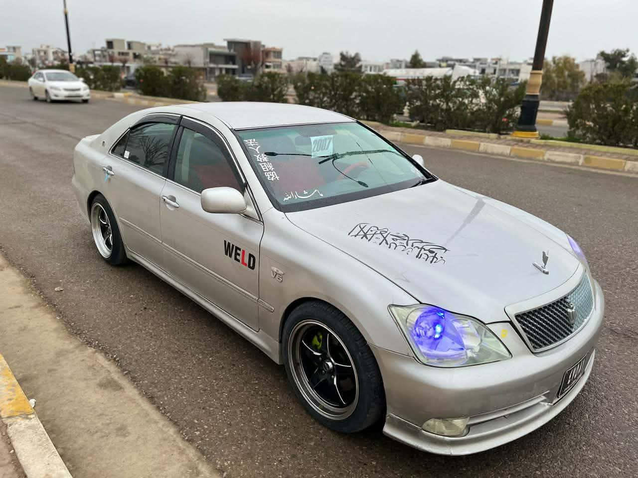 سەرەتا  بەناوی خوایگەورە  شاهینە موس موس ٢٠٠٥ لۆک١٨٢ بی دوکەل بی دەحمو لیدراو بی چالو شوخت سەیارەکە سەیارەئ مالە کۆدی هەیە سەقفی شوشەیە
مواسەفات ٣دوگمەی سپۆرت جلدی دوبەی  ویلی ویلد لۆک کقمل مەسرەف دوپارچە بۆایخی یابانی هەیە سەیارەکە نمونەیە لەجوانی مشتەریت تیلکە ***********
