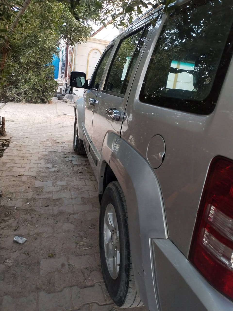 جيب ليبرتي موديل ٢٠١٠ مكينة وكير جدد حدادية جديدة تخم تاير جديد السنوية جديدة رقمها بغداد تحويل ثاني يوم سعرها ٩٥ ورقة والتحويل ثاني يوم والشراي يتصل على هذا الرقم ***********
