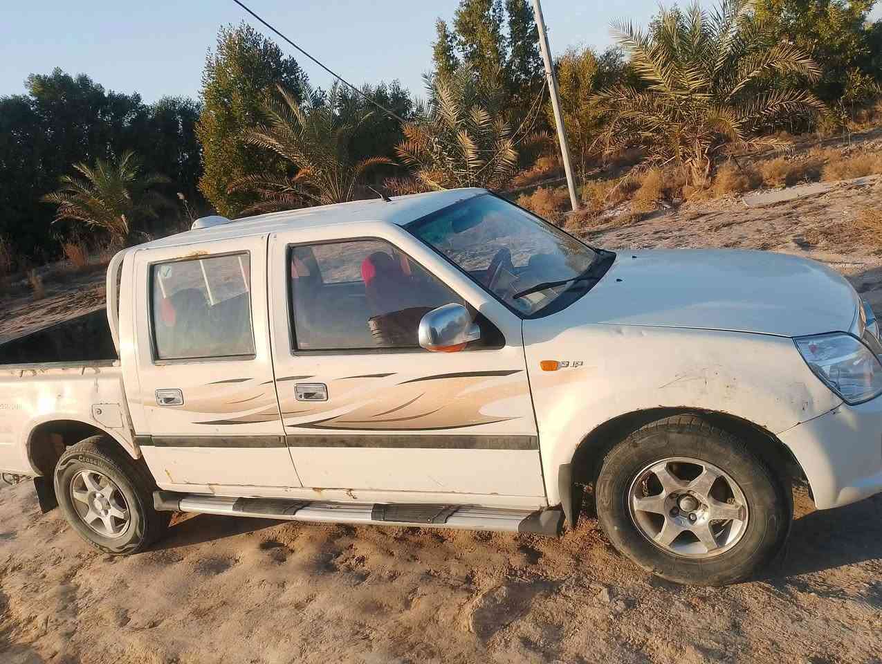 السلام عليكم
 البيع بيكم فتون
سياره خير من الله
كير +
محرك
كسن
تواير
سنويه جديده
سياره 2012  السعر(44) وبيه مجال مكان سياره السماوه قضاء الهلال ***********
