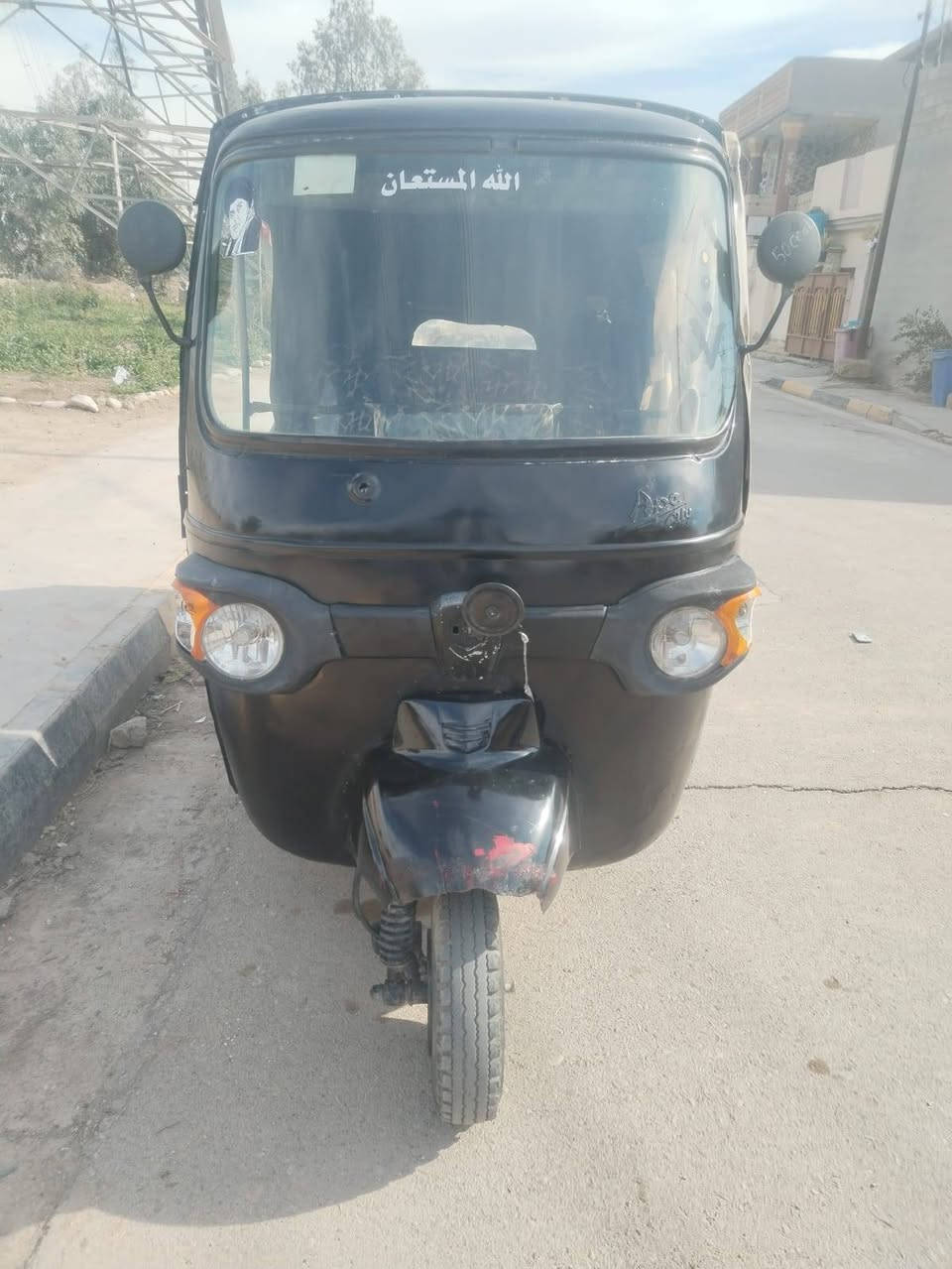 سلام عليكم تكتك بياجو اوراق اصوليه للبيع مكينه مجفته جديد بيه زنجيل فالت تكلي حلو وكاعده لا خياس ولا شي السعر 800وخمسين وبيه مجال قليل مكاني واسط عزيزيه ***********
