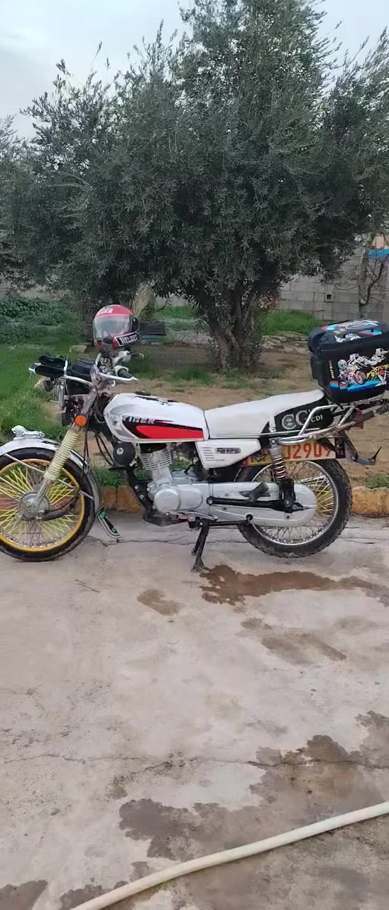 ماطور تاگر 4 كير  / 2020
محرك شرط ممفتوح 
صندوك + خوذه جدد ☑️
اسعر 550 وبي مجال شي قليل
سهل نينوى برطله

متواجد ماسنجر


**إذا كنت صاحب هذا الإعلان وتريد حذفه لأي سبب، رجاءا أرسل رسالة إلى الدعم الفني**