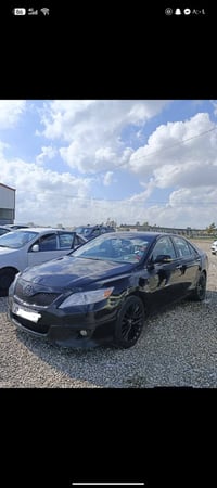 كامري ٢٠٠٩ • أمريكي • شاشة وكاميرا