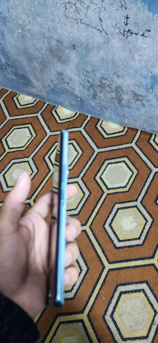 السلام عليكم
هونر X9c ذاكرة 256 الرام 12 جهاز فول نظافة ويا كارتونه وشاحنه مكفول من كلشي فقط فطر بالكلاسه مثل الشعرايه ما مبين جنه شخط موضح بالصور للبيع السعر 250 وبي مجال بسيط  مكاني بغداد حي اور


**إذا كنت صاحب هذا الإعلان وتريد حذفه لأي سبب، رجاءا أرسل رسالة إلى الدعم الفني**